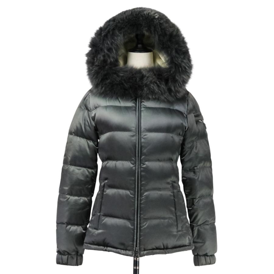 PRADA ブラックグレー　ダウンジャケット ファー付き PRADA（プラダ） ダウンジャケット フォックスファー タッセル