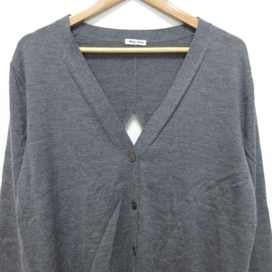 miu miu（ミュウミュウ） 美品 バックオープン Vネックカーディガン