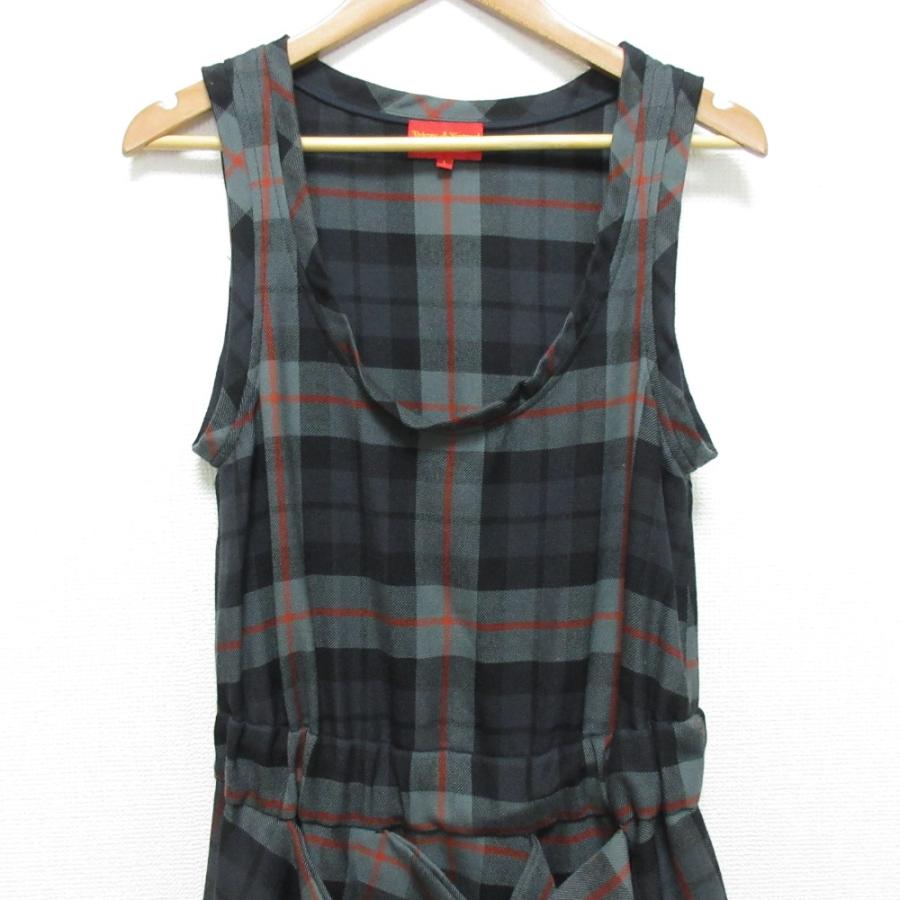 Vivienne Westwood（ヴィヴィアンウエストウッド） 良品 Vivienne