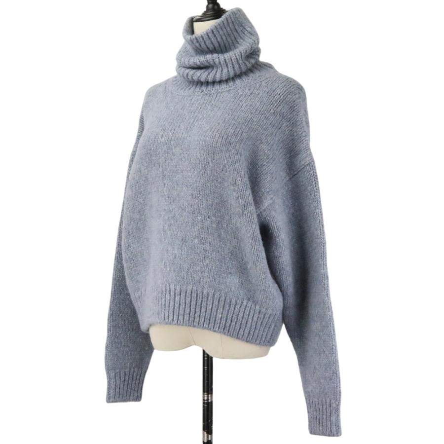 美品 CELINE セリーヌ トリオンフ タートルニット バルキーセーター 2A89S234P ブルー レディース 古着 中古の画像