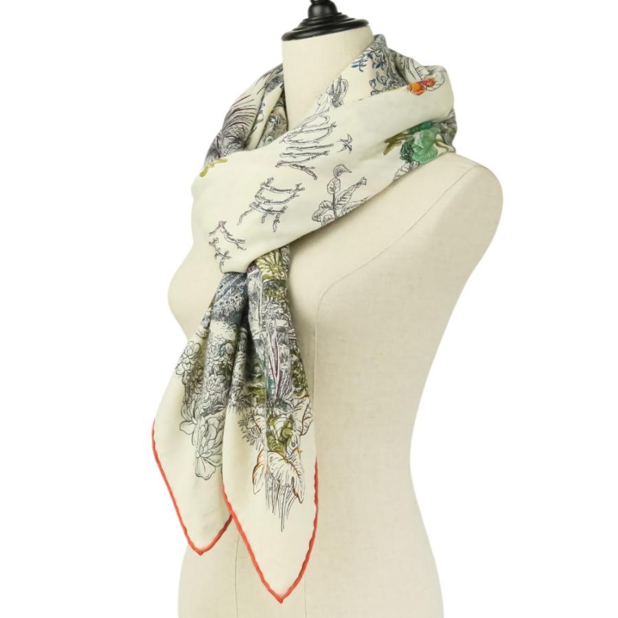良品 HERMES エルメス カレ140 カレ・ジェアン Le Jardin de Leila レイラの庭 カシミヤ シルク 大判スカーフ ブルー レディース 古着 中古 USED HERMES（エルメス） 良品 カレジェアン 140 LE JARDIN DE LEILA 大判