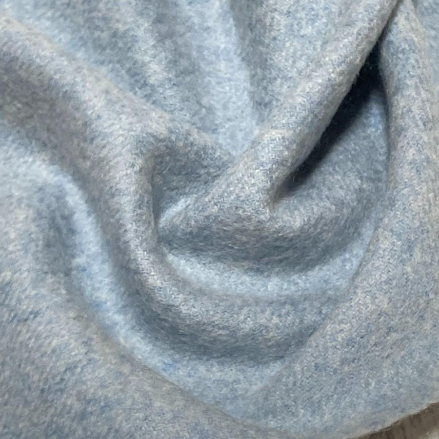 美品✨ ジョンストンズ オブ エルガン カシミヤ100% マフラー ライトブルー Johnstons of Elgin（ジョンストンズ オブ エルガン） 美品 カシミヤ