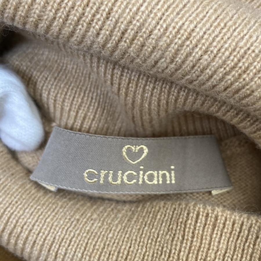 CRUCIANI（クルチアーニ） 美品 タートルネック カシミヤ ニット