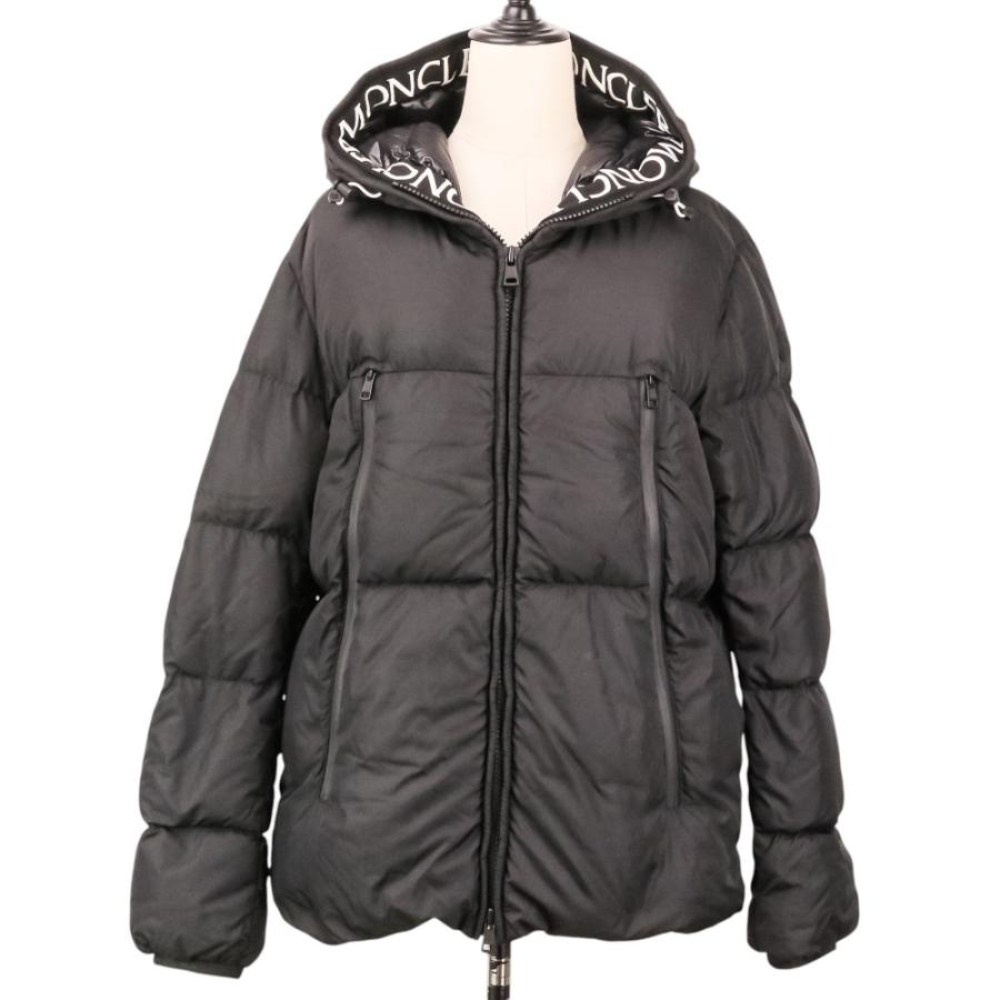 MONCLER（モンクレール） 美品 22AW MONCLER MONTCLA モンクラ 