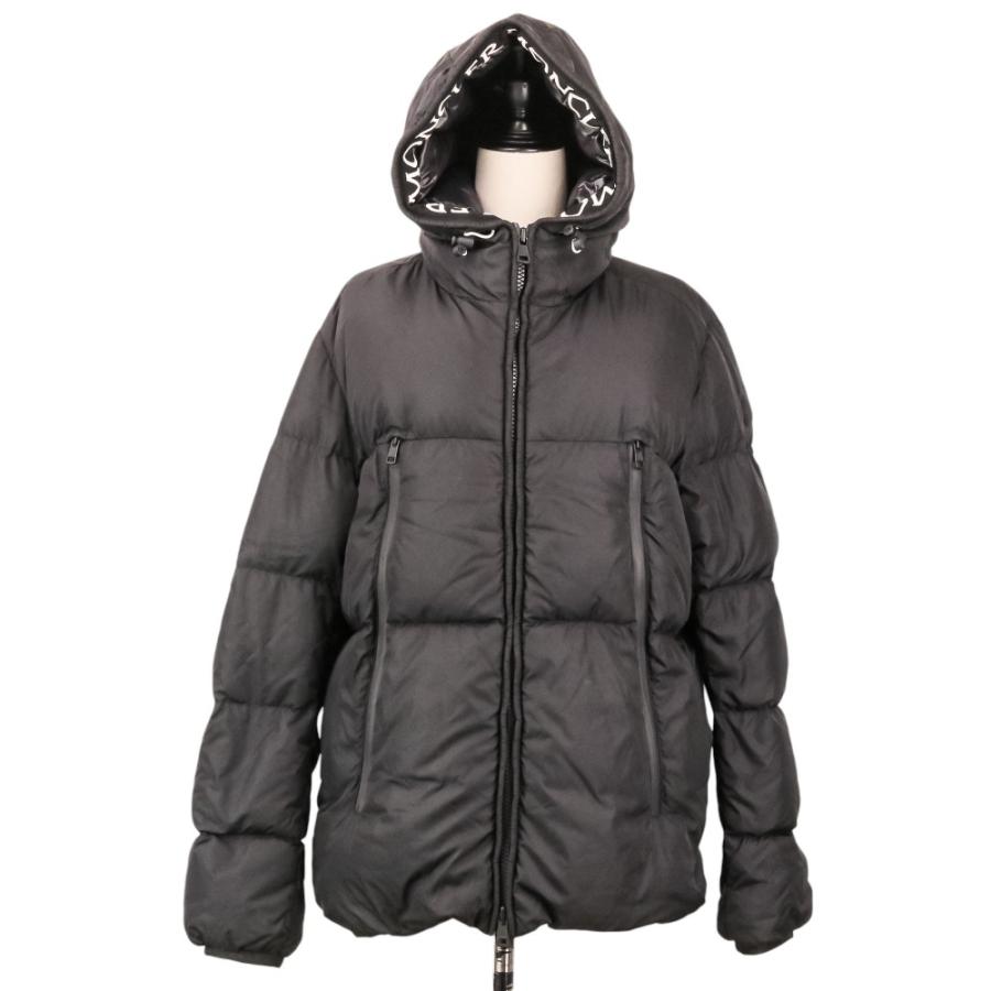 MONCLER（モンクレール） 美品 22AW MONCLER MONTCLA モンクラ