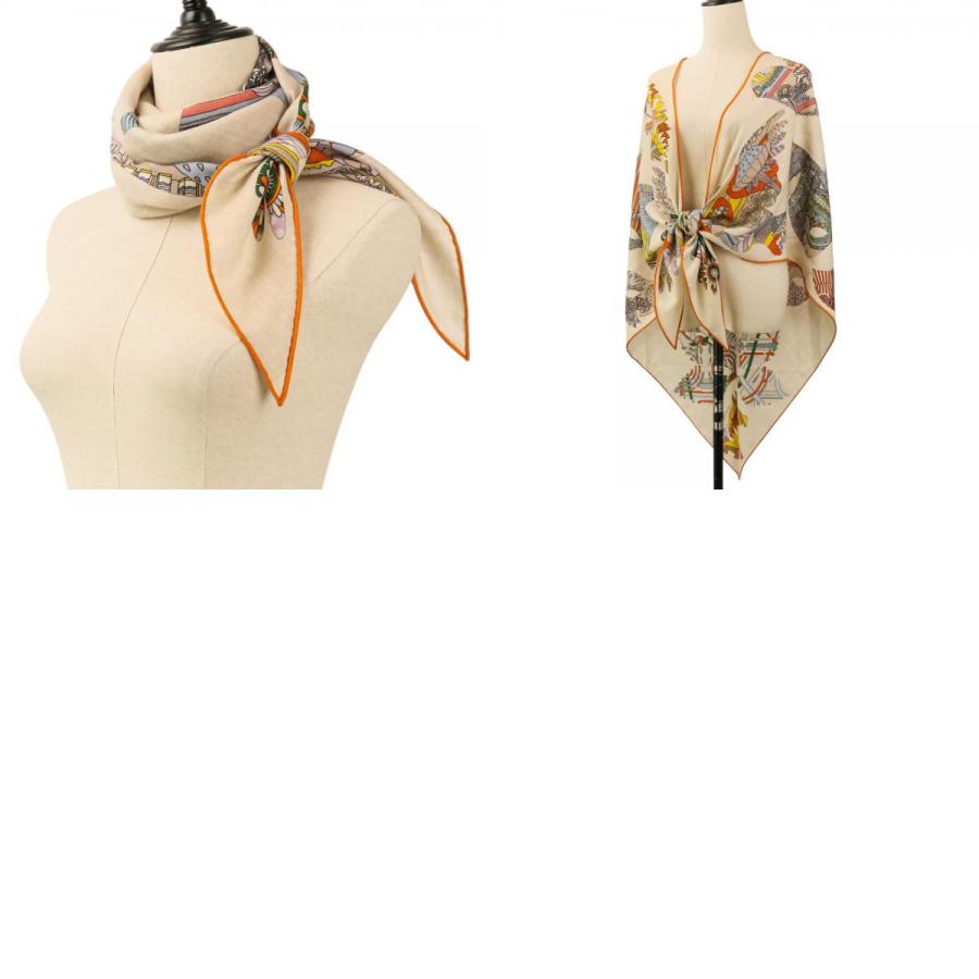 HERMES（エルメス） 美品 Bal de soie トライアングルジェアン