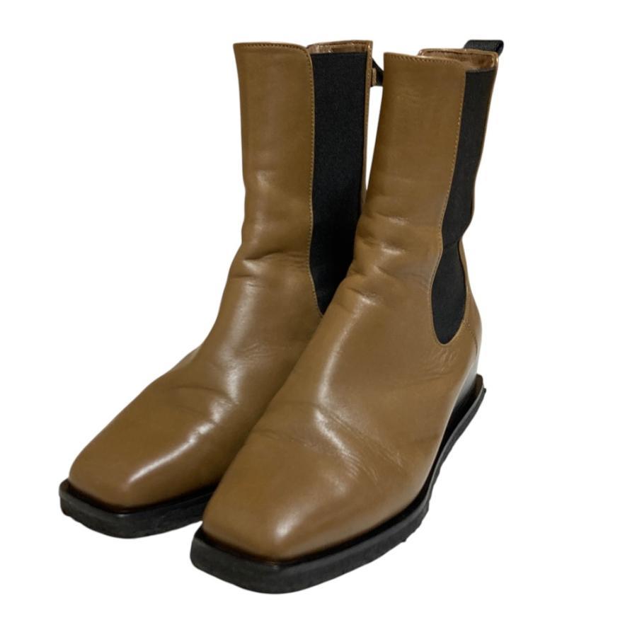サルヴァトーレフェラガモサイドゴアブーツ Salvatore Ferragamo WYATT