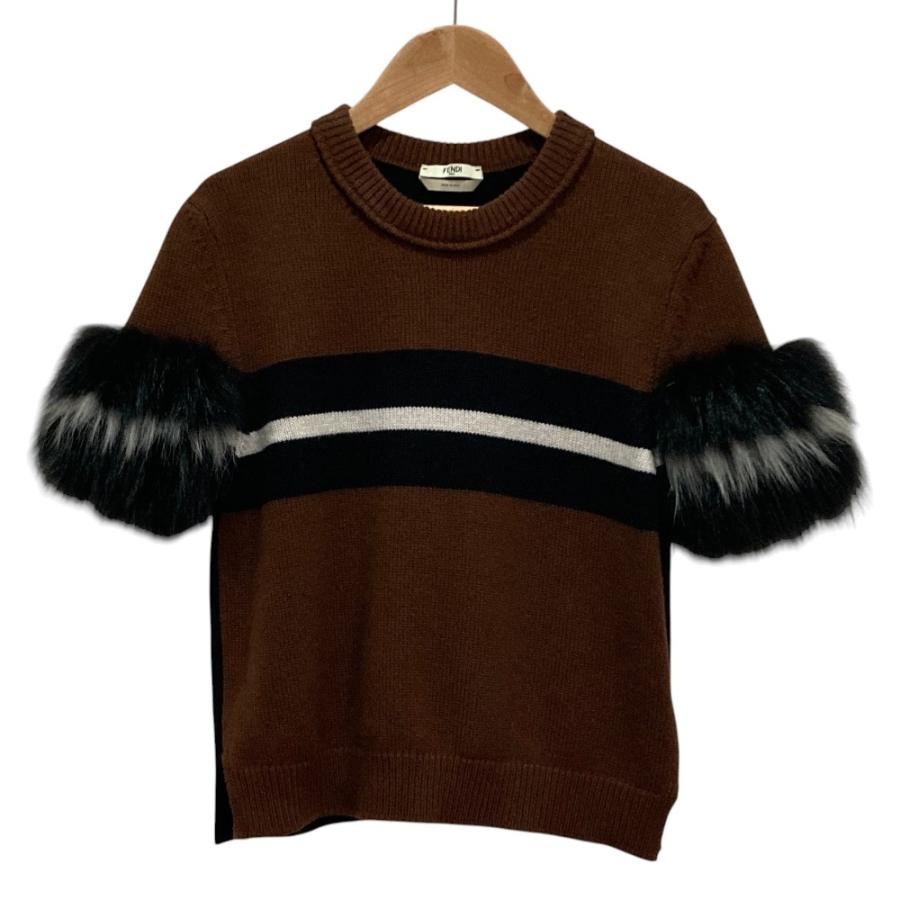 P826 美品 M フェンディ シルバーフォクスファー ニット レディース FENDI（フェンディ） 美品 フォックスファースリーブ カシミヤニット