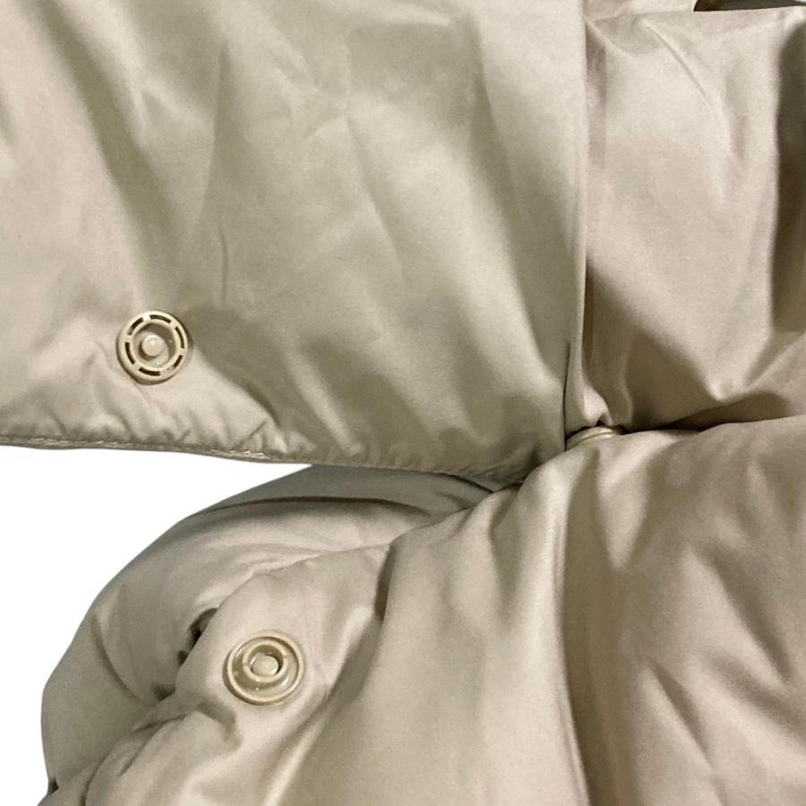 新品未使用　ルルレモン 　ワンダーパフ700クロップダウンベスト　　グレージュ4 lululemon（ルルレモン） 良品 ワンダーパフ クロップド ダウンベスト