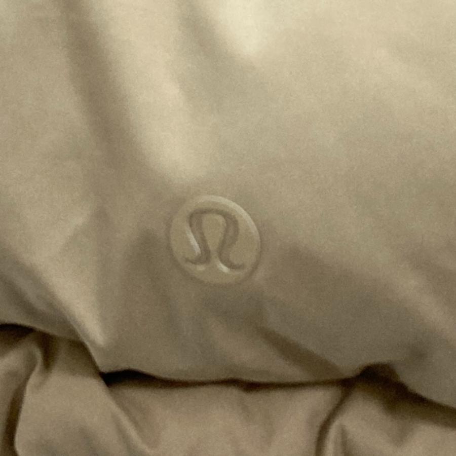 lululemon（ルルレモン） 良品 ワンダーパフ クロップド ダウンベスト