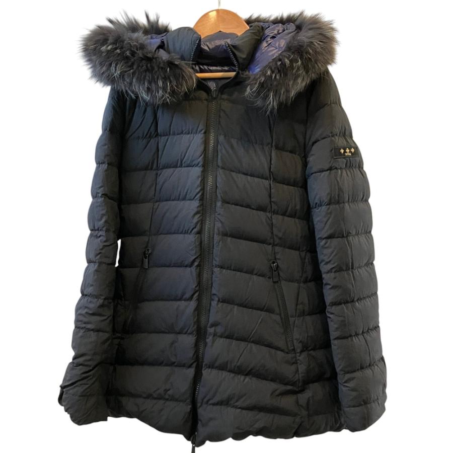 タトラス　ファー付きリバーシブルダウン　ほぼ未使用 TATRAS（タトラス） 美品 ファーフード付き リバーシブル ダウンコート