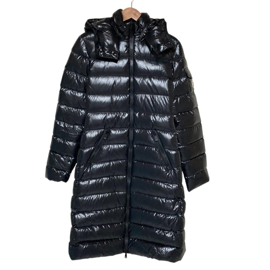 MONCLER（モンクレール） 美品 MOKA ナイロン フーデッド ダウンコート 