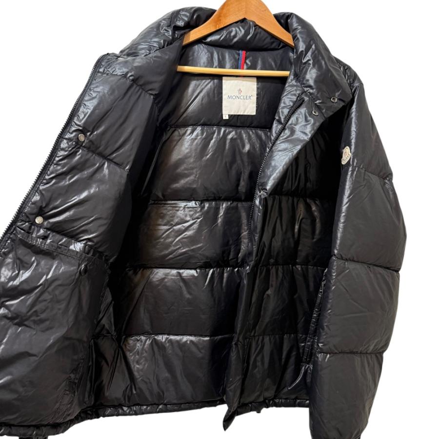 MONCLER（モンクレール） 良品 ハイネック ダウンジャケット ブルゾン