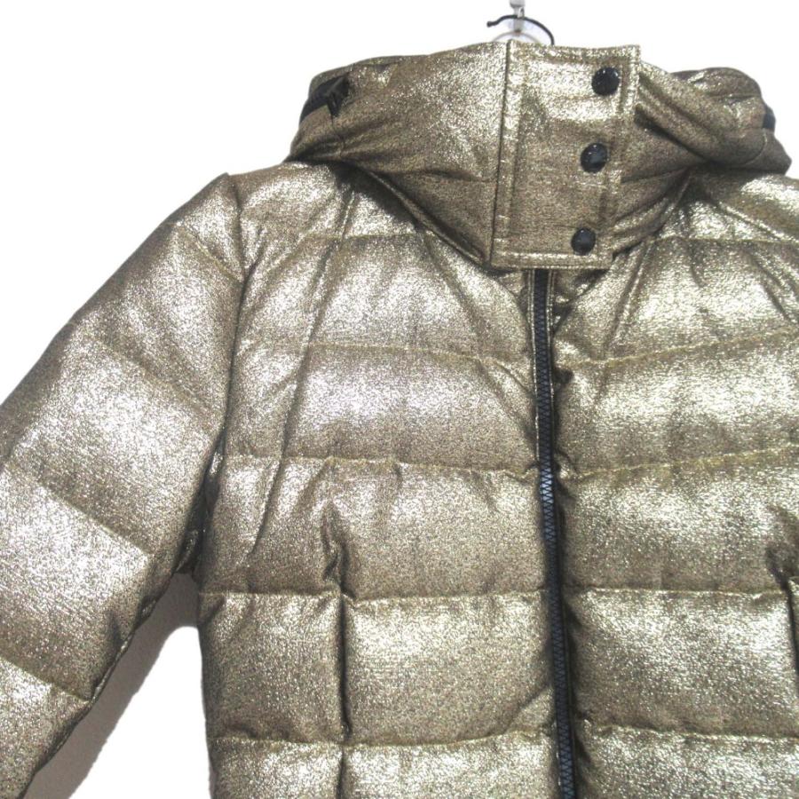 MONCLER（モンクレール） 美品 SANGLY 収納フード ダウンジャケット 