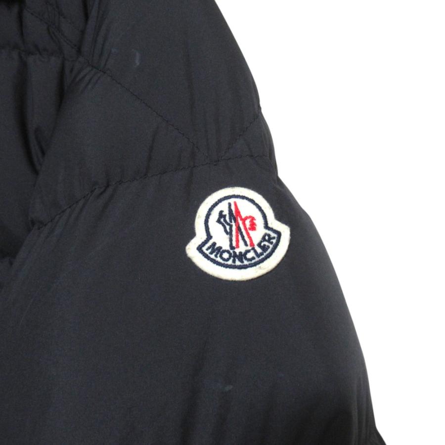 良品 23AW MONCLER モンクレール CARDERE ロゴプリント フーデッド ナイロンダウンジャケット I20911A00182 サイズ3 ブラック メンズ 古着 中古の画像