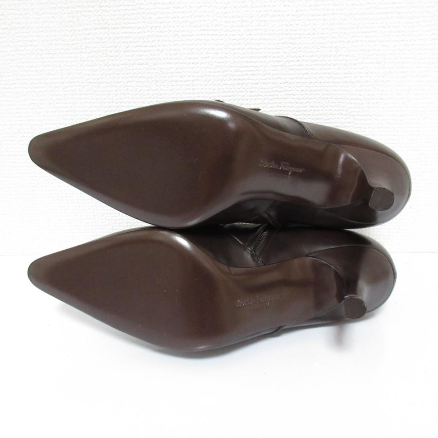 美品 Salvatore Ferragamo サルヴァトーレフェラガモ ポインテッドトゥ