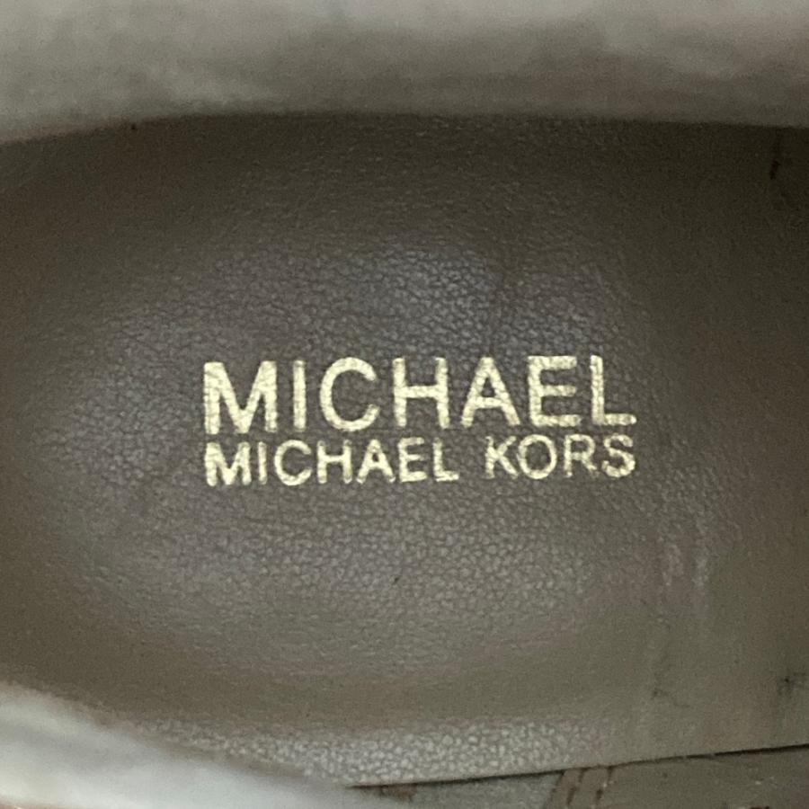 MICHAEL KORS（マイケルコース） 新品同様 MKシグネチャー スタッズ