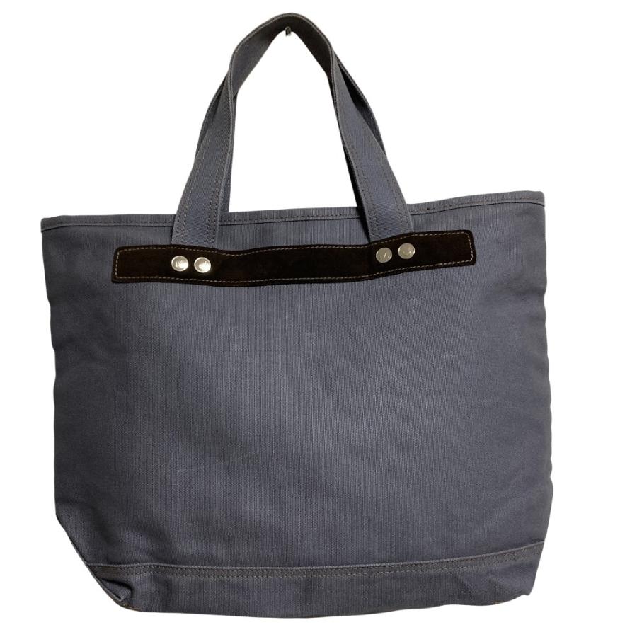MARC BY MARC JACOBS（マーク バイ マーク ジェイコブス） 美品 ロゴ