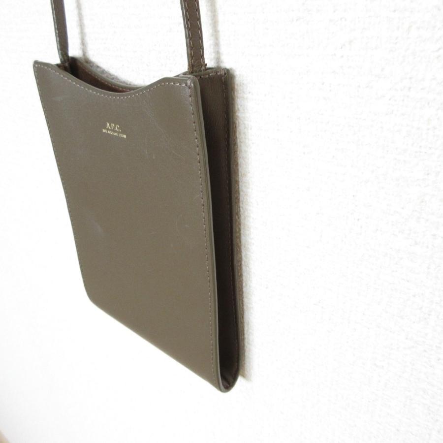 A.P.C.（アーペーセー） 美品 JAMIE レザー ネックポーチ クロスボディ 