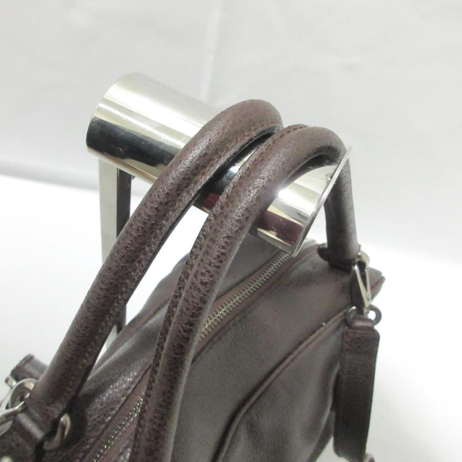 美品 Salvatore Ferragamo サルヴァトーレフェラガモ ガンチーニ金具