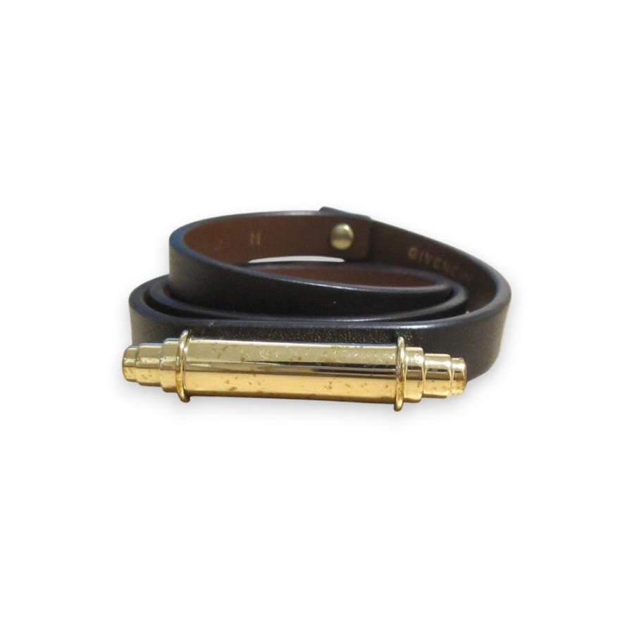 GIVENCHY オブセディア　トリプルラップ　レザーブレスレット GIVENCHY 良品 ジバンシイ OBSEDIA オブセディア レザー