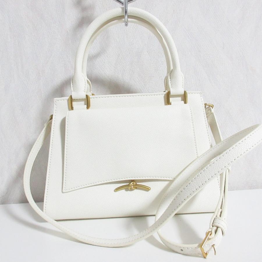 CHARLES ＆ KEITH（チャールズ&キース） 美品 CHARLES & KEITH 