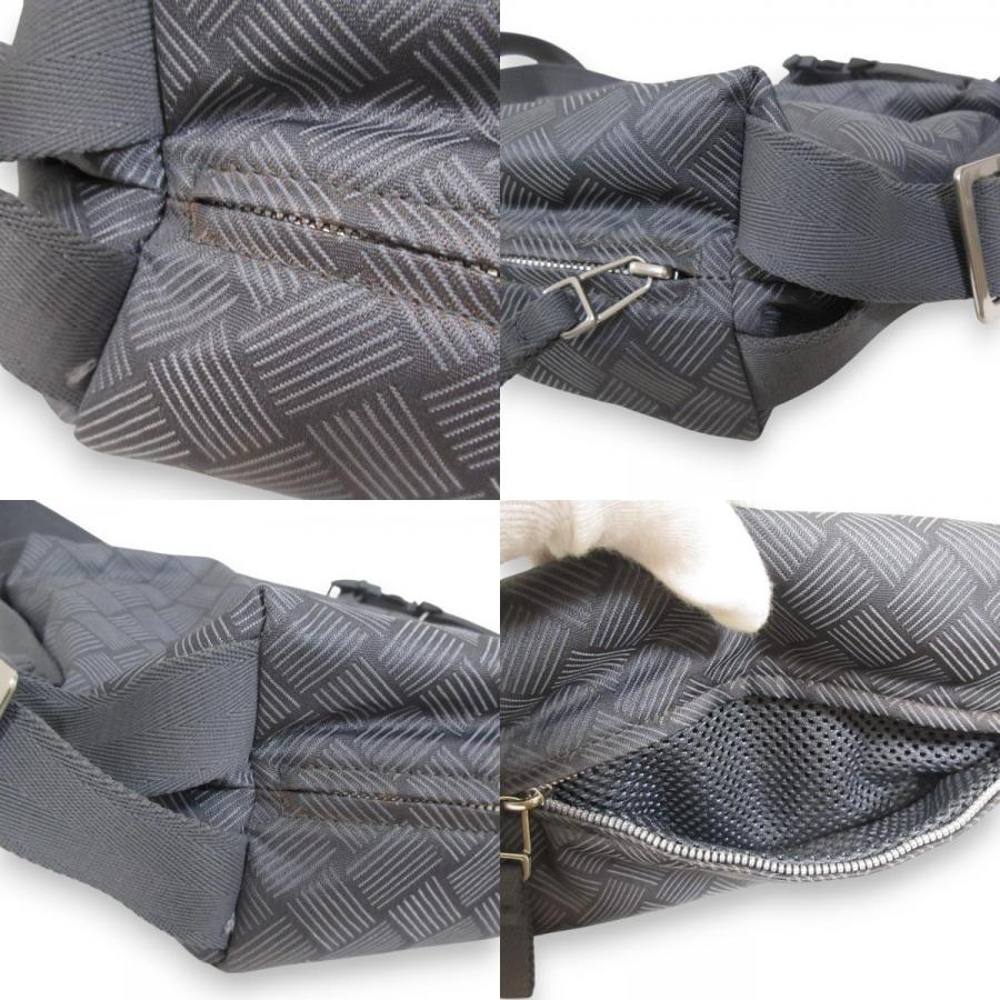 美品 BOTTEGA VENETA ボッテガヴェネタ TENT TREKKING ナイロン