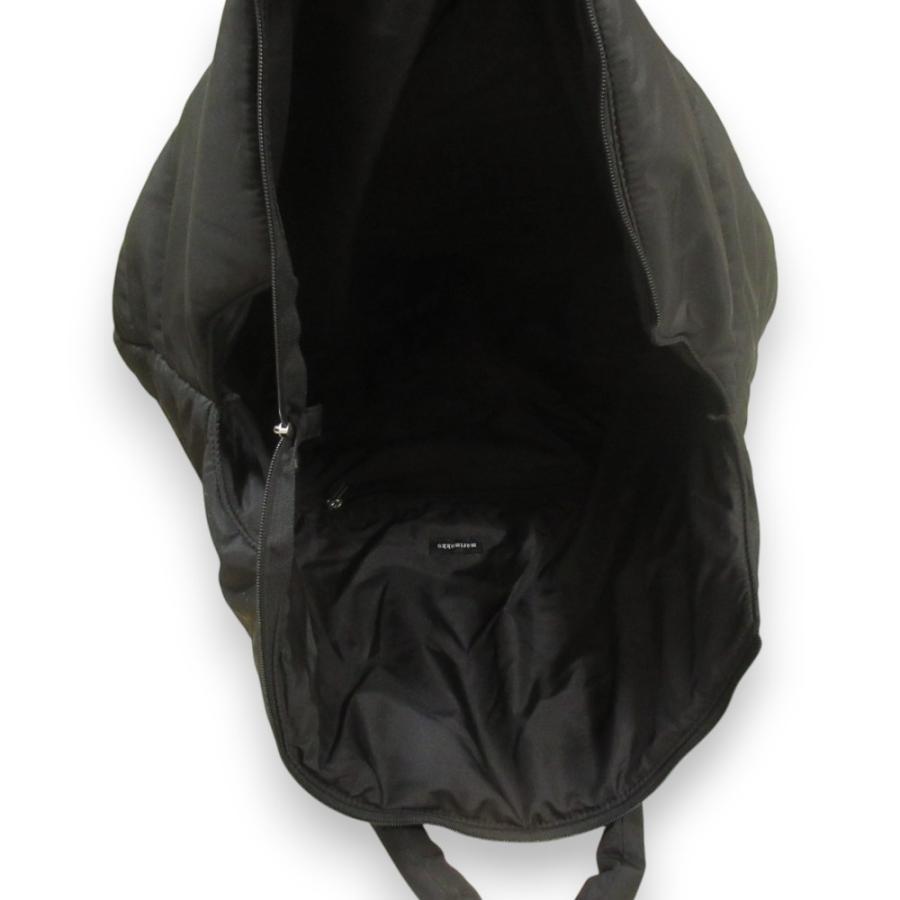 marimekko（マリメッコ） 美品 Iso Milla キルティング 軽量 ビッグ