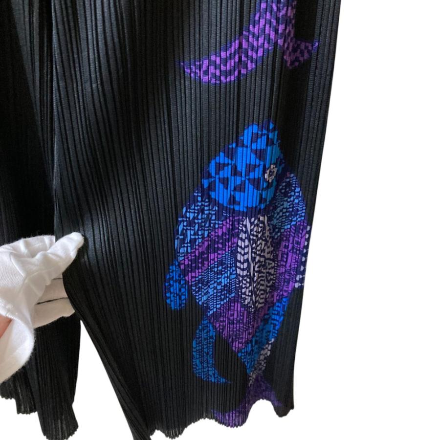 PLEATS PLEASE イッセイミヤケ PP33-JK183 サイズ3 PLEATS PLEASE（プリーツ プリーズ） 新品同様 イッセイミヤケ