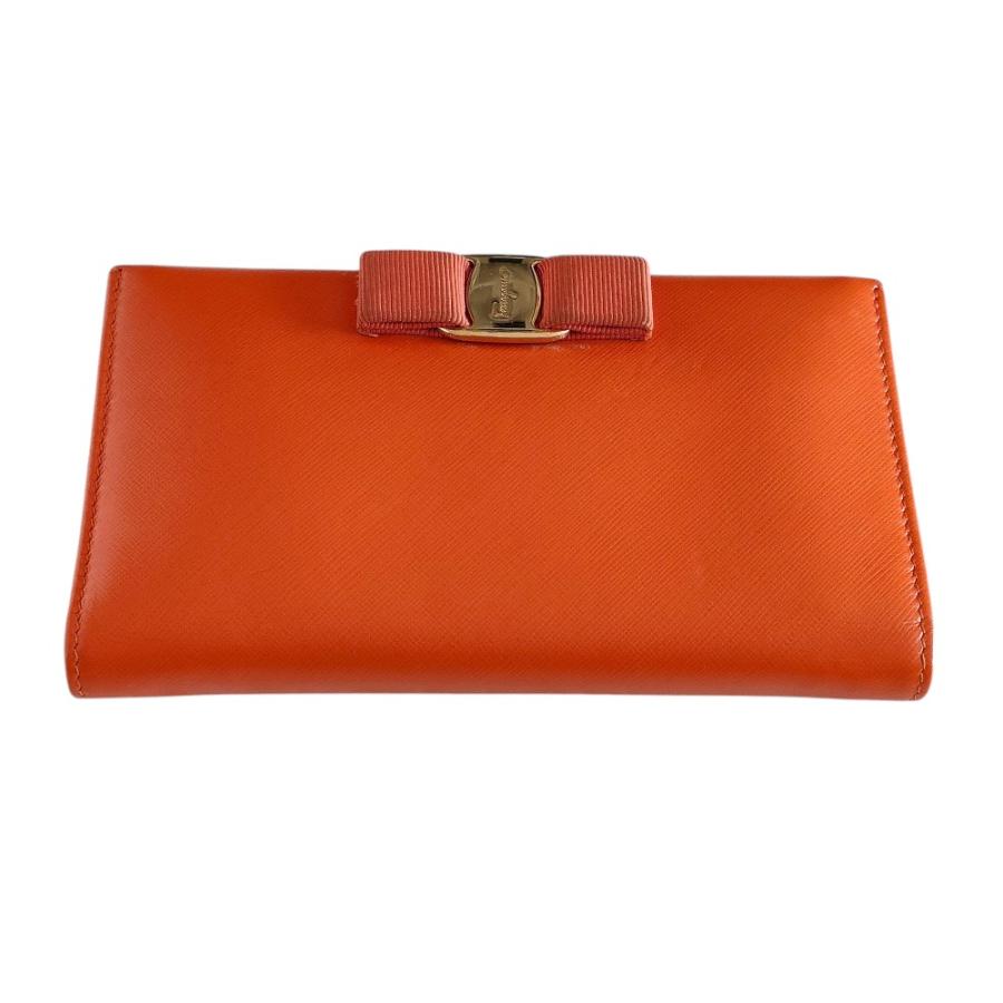 【極美品】Salvatore Ferragamo オレンジ　レザー　長財布 良品 Salvatore Ferragamo サルヴァトーレフェラガモ ヴァラ リボン