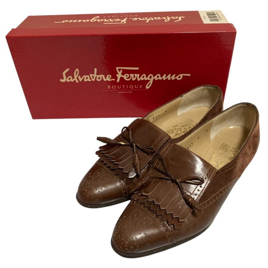 美品 Salvatore Ferragamo サルヴァトーレフェラガモ レザー