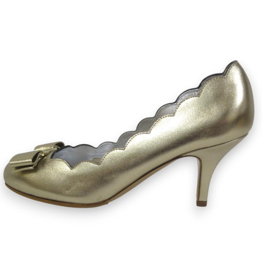 美品 Salvatore Ferragamo サルヴァトーレフェラガモ CARLA SHEL