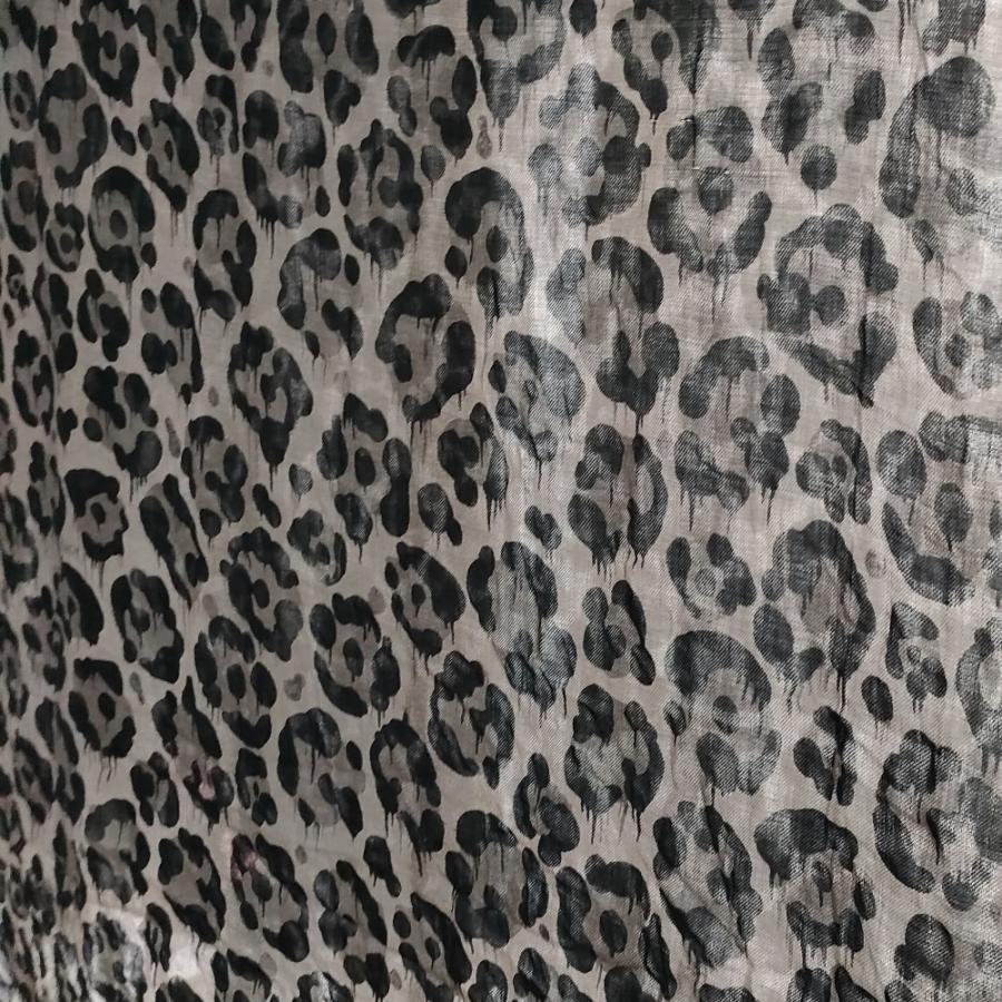 COACH（コーチ） 美品 レーヨン レオパード柄 フリンジ ショール