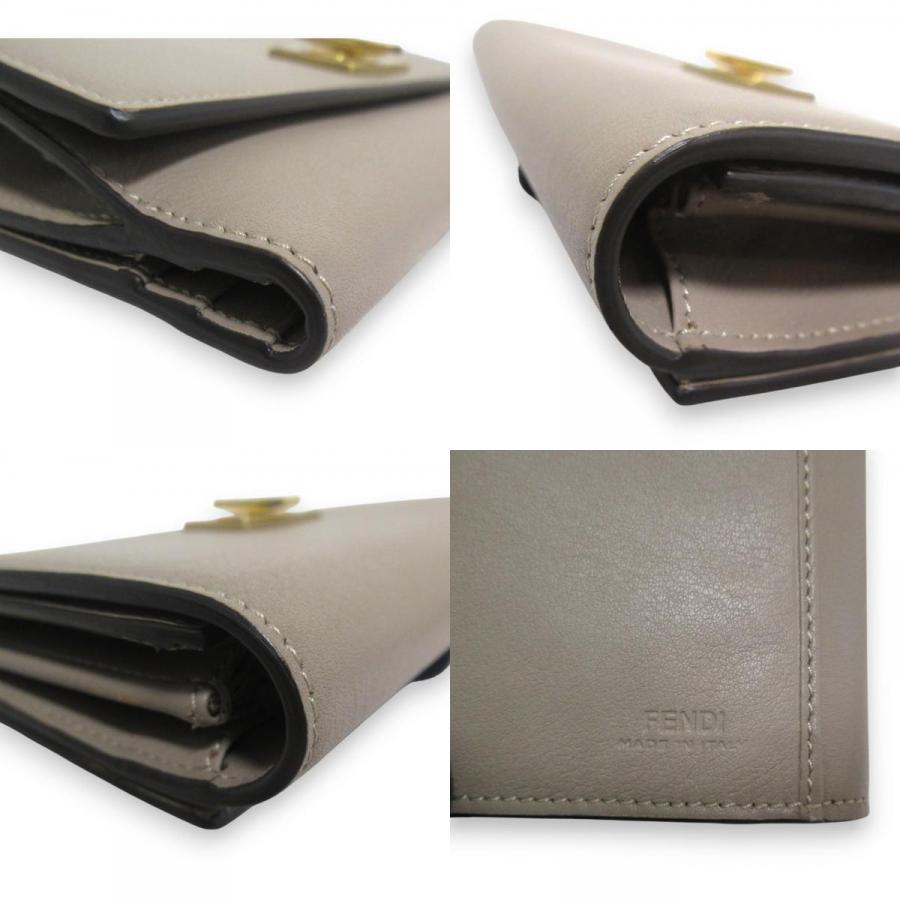 FENDI（フェンディ） 新品同様 ピーカブー レザー 二つ折り長財布 