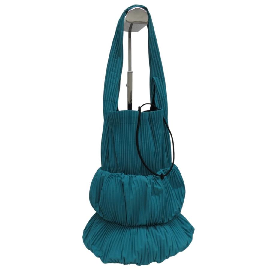 プリーツプリーズ　イッセイミヤケ　巾着　ポーチ　バッグ　フリンジ プリーツプリーズ イッセイミヤケ 巾着 ポーチ バッグ フリンジ