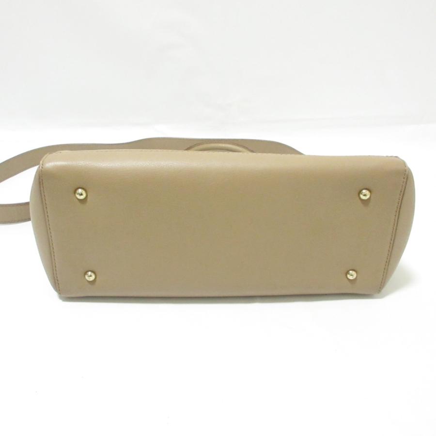 Max Mara（マックスマーラ） 良品 マルゴー レザー ターンロック