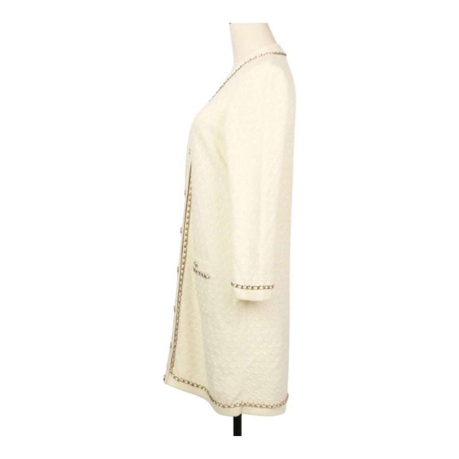 CHANEL（シャネル） 美品 23B CHANEL チェーン装飾 ココボタン