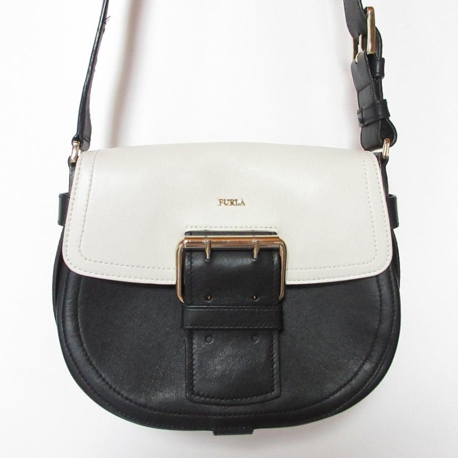 フルラ FURLA ハッシュタグ ショルダーバッグ【美品】最終価格 FURLA（フルラ） 美品 HASHTAG ハッシュタグ クロスボディ 配色 レザー