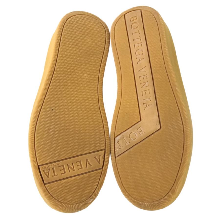 美品 BOTTEGA VENETA ボッテガヴェネタ QUILTED NAPPA エンボス 