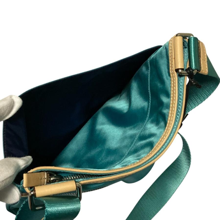 TUMI（トゥミ） 未使用 CAPRI CROSS BODY ナイロン ショルダーバッグ 