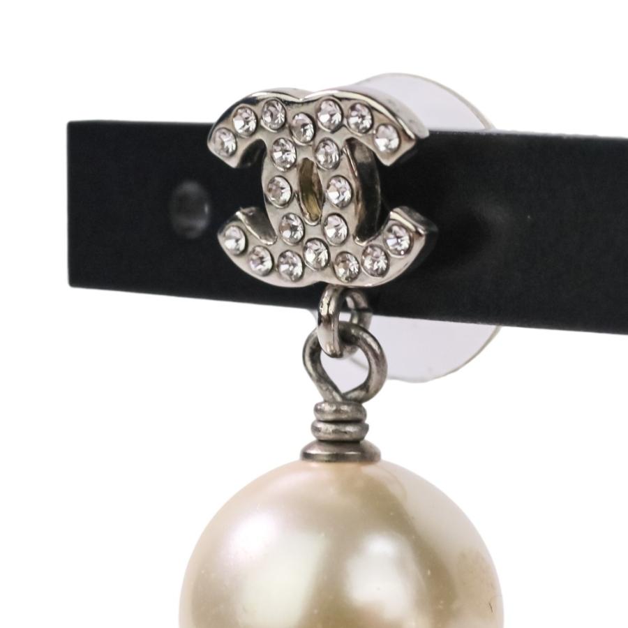 CHANEL（シャネル） 良品 16V フェイクパール＆ラインストーン ココ