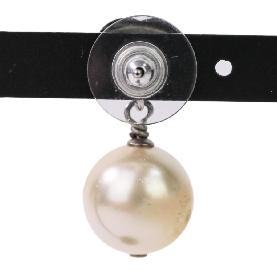 CHANEL（シャネル） 良品 16V フェイクパール＆ラインストーン ココ