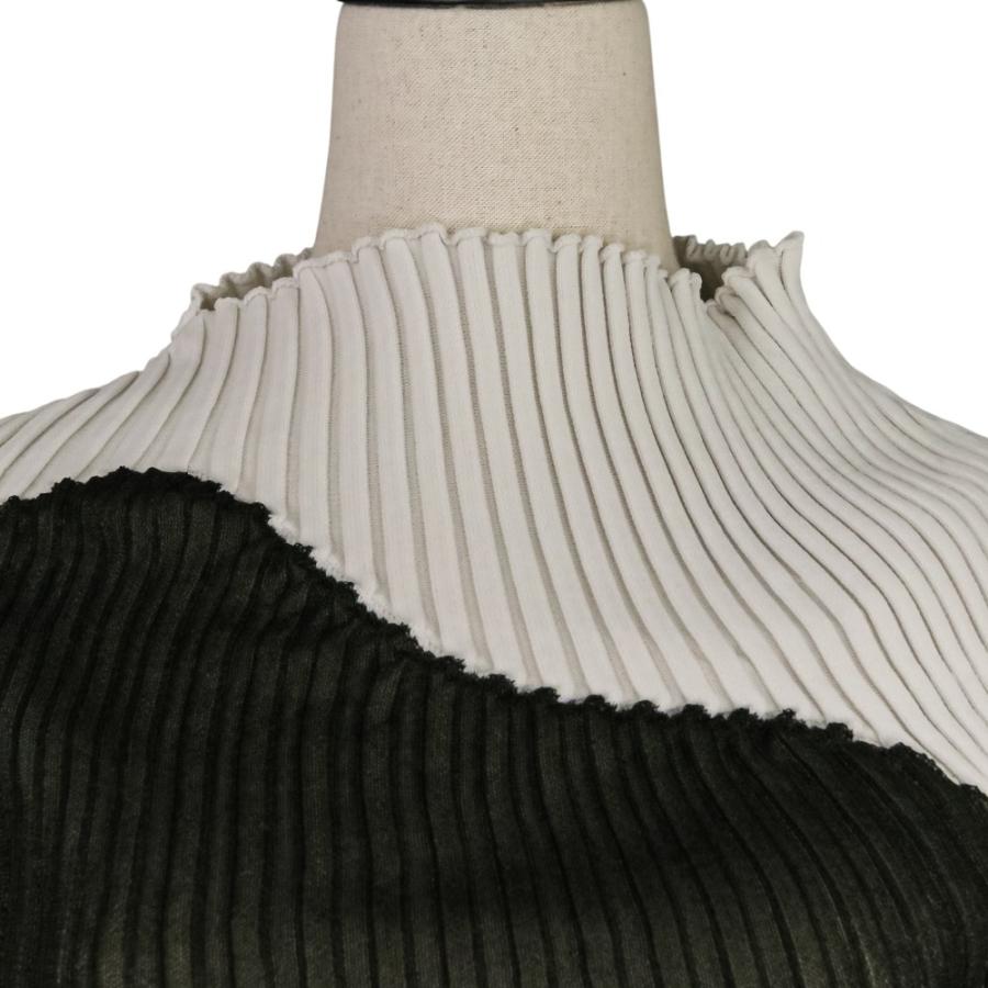 【美品】  ISSEY MIYAKE / イッセイミヤケ | 2023AW | 変形 リブ プリーツ ニット プルオーバー | 2 | ブラック/ホワイト | レディース ISSEY MIYAKE / イッセイミヤケ | 2023AW | 変形 リブ プリーツ ニット
