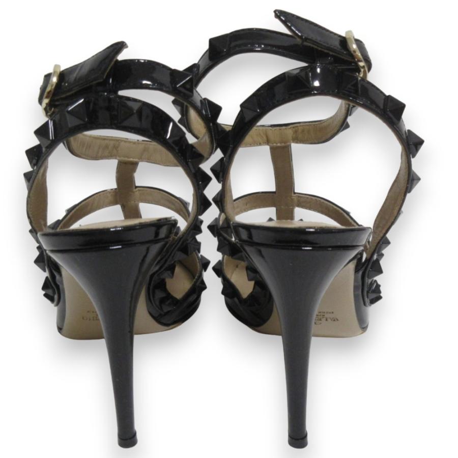 ヴァレンティノ ガラヴァーニ パンプス ロックスタッズ パテントレザー