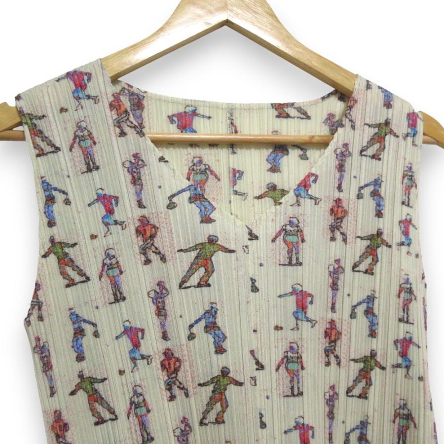 2 美品 プリーツプリーズ イッセイミヤケ ノースリーブ ワンピース ベージュ 美品】イッセイミヤケ ノースリーブ プリーツ ロング ワンピース