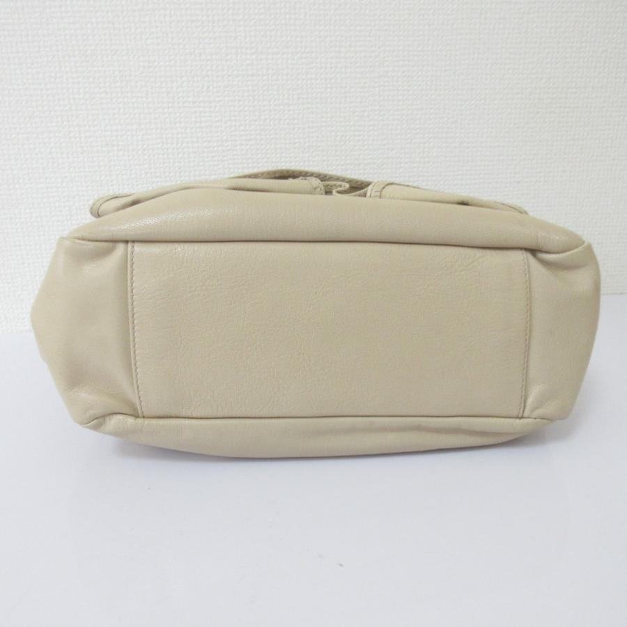 イヴサンローランリヴゴーシュ美品  ナジャ Yves Saint Laurent（イヴ・サンローラン） 良品 Yves Saint Laurent