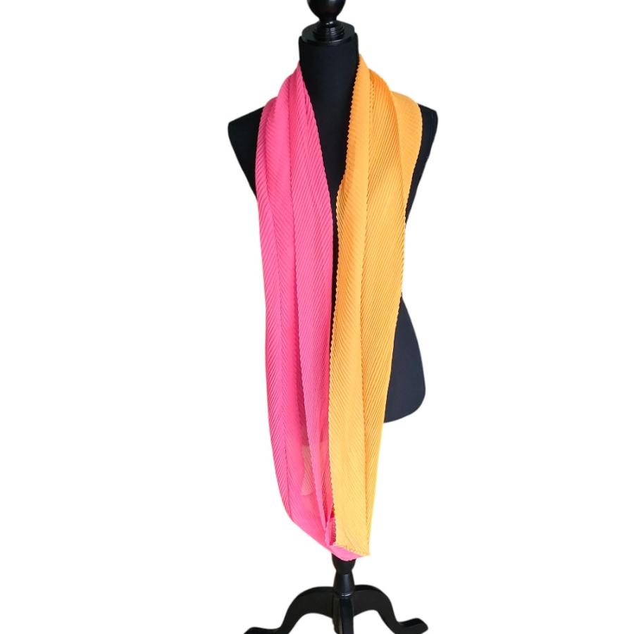 ISSEY MIYAKE/イッセイミヤケ ストール プリーツプリーズ オレンジ
