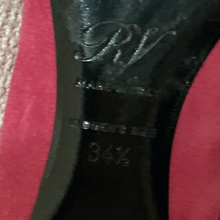Roger Vivier（ロジェヴィヴィエ） 美品 スエード ポインテッド