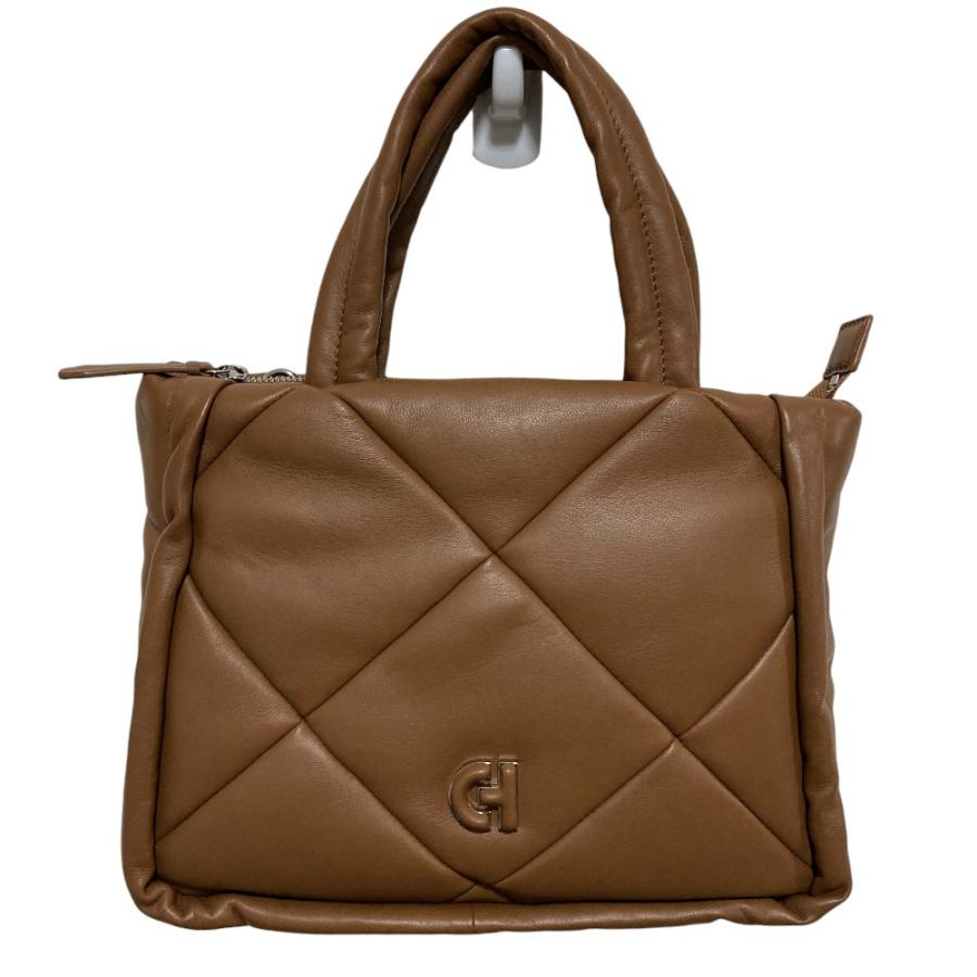 COLE HAAN（コールハーン） 新品同様 ラムレザー 2WAY キルテッド