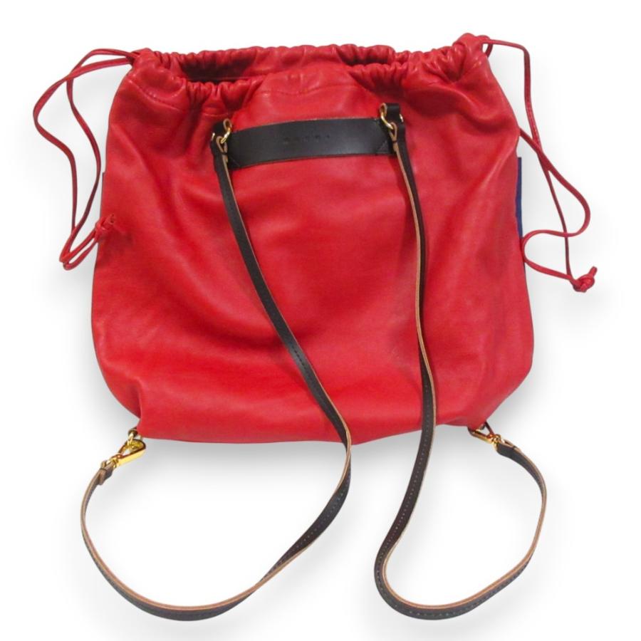 MARNI マルニ　レザー　リュック ナップサック　ハンドバッグ　黒　赤 MARNI（マルニ） 美品 レザー 巾着 バックパック ナップサック